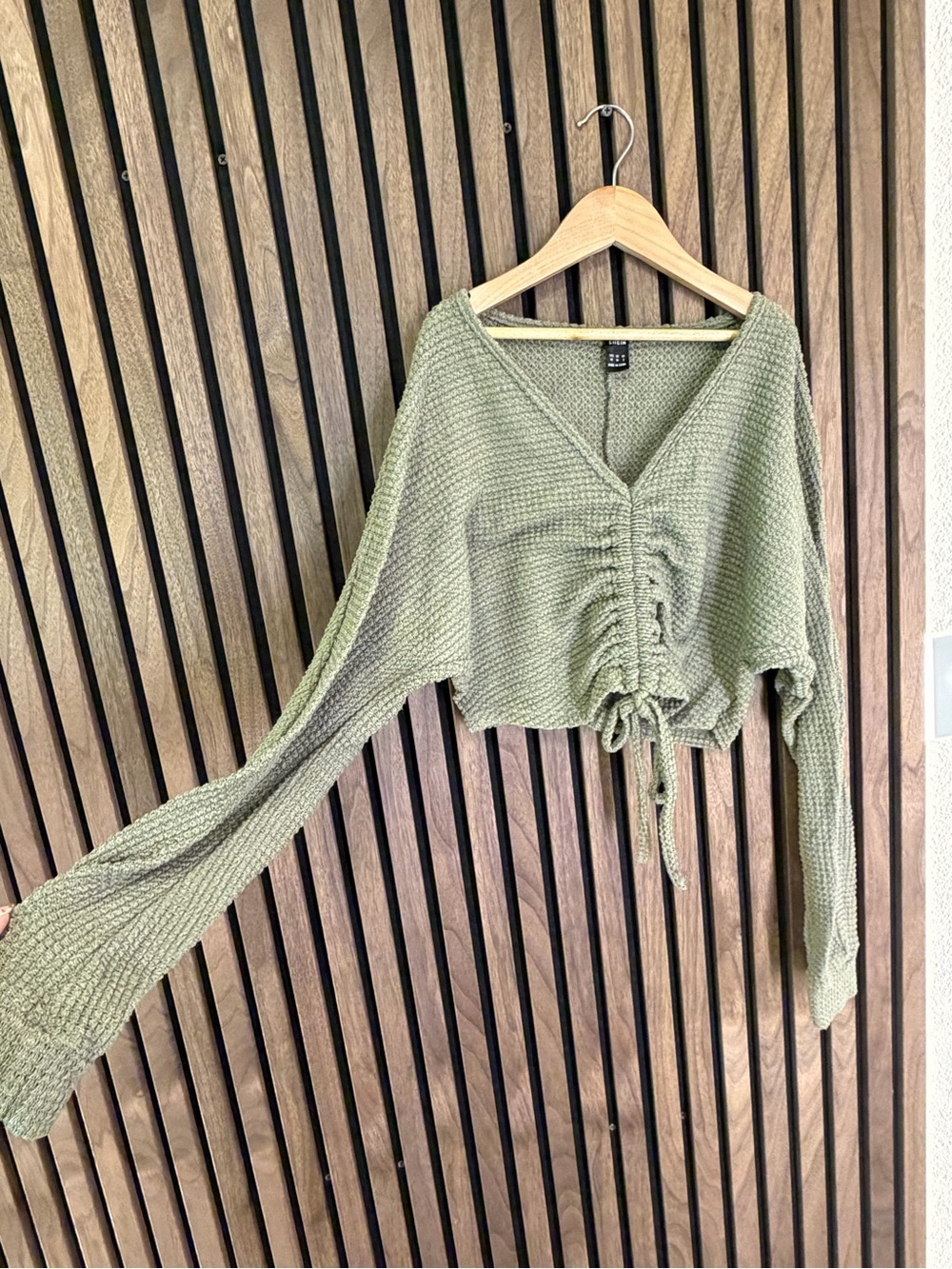 SHEIN Sage Green Cropped Ruched V-Neck Long Sleeve Sweater